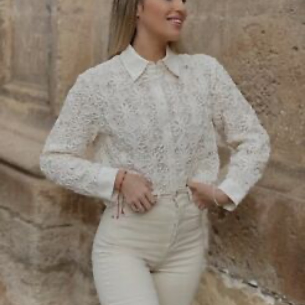 Zara lace crop shirt